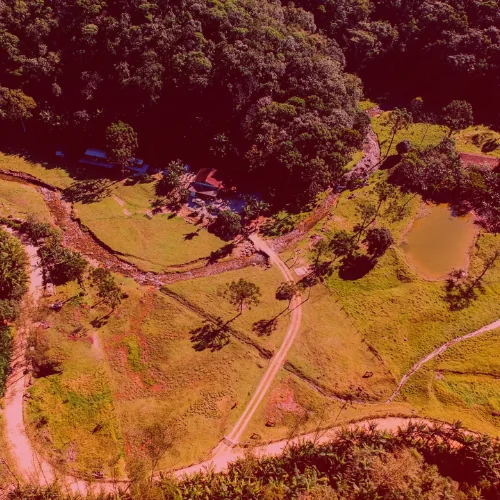 Espaço sagrado do Ndandu Mukongo em meio à natureza